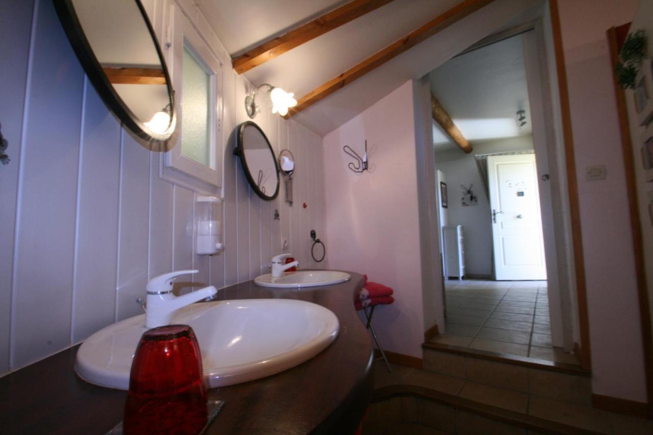 Le Mas Des Pierres Blanches Bed & Breakfast Venasque Ngoại thất bức ảnh