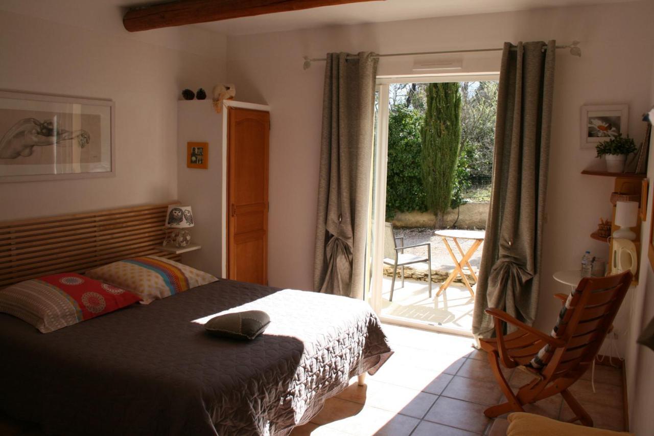 Le Mas Des Pierres Blanches Bed & Breakfast Venasque Ngoại thất bức ảnh